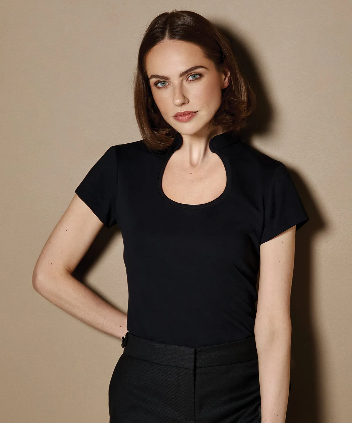 Black - Women's corporate top keyhole neck (regular fit)