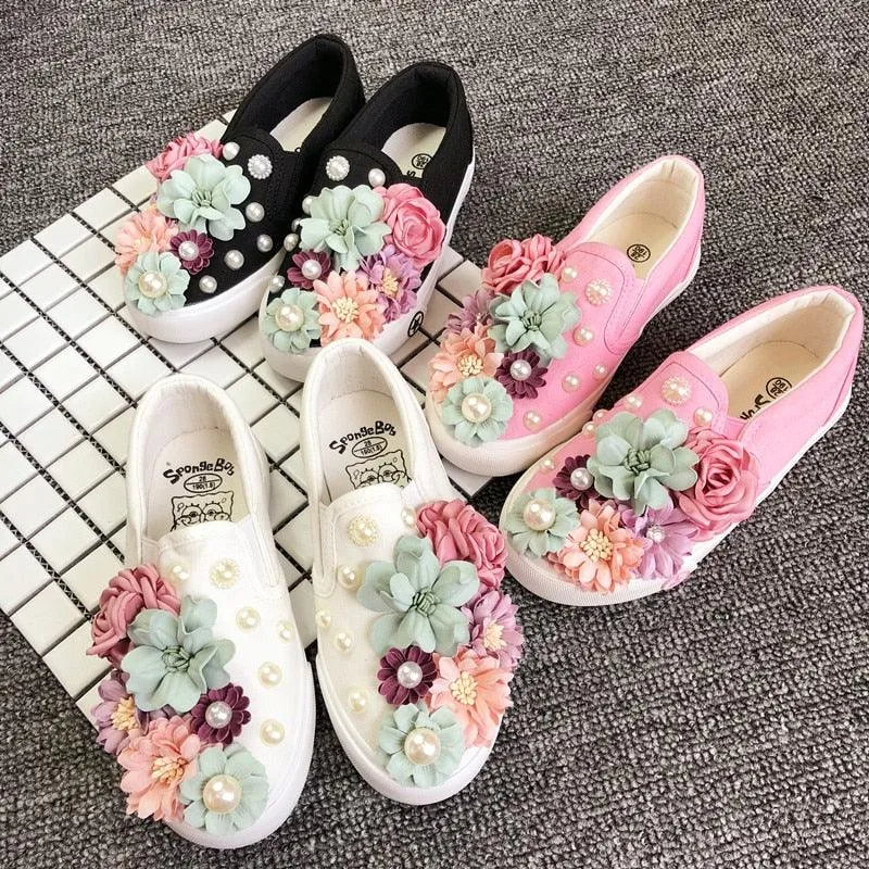 Designer Hand-made Embroidery Sweet Beauty Comfortable Flats Brand Sneakers