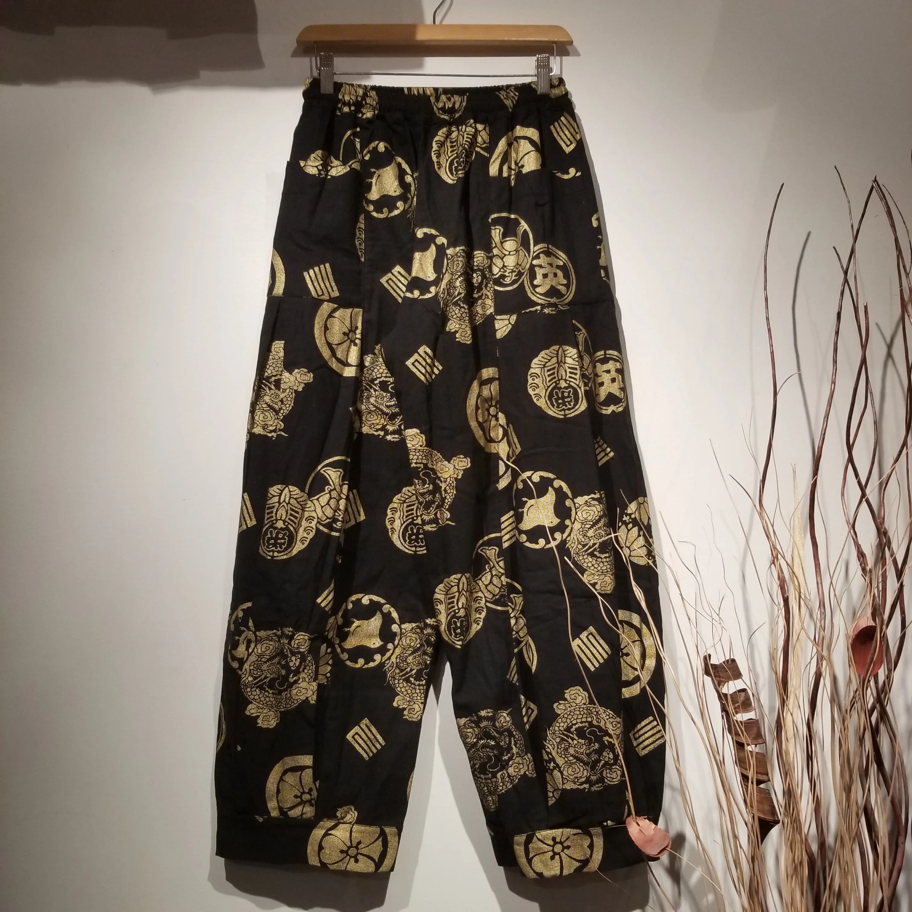 Golden Samurai Kamon Sweat Pants