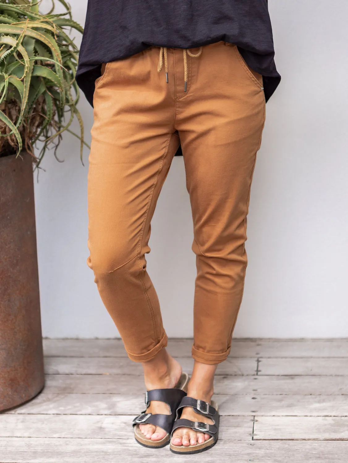 Penny Relax Pant - Caramel