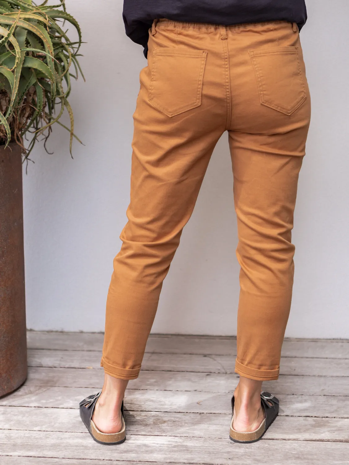 Penny Relax Pant - Caramel