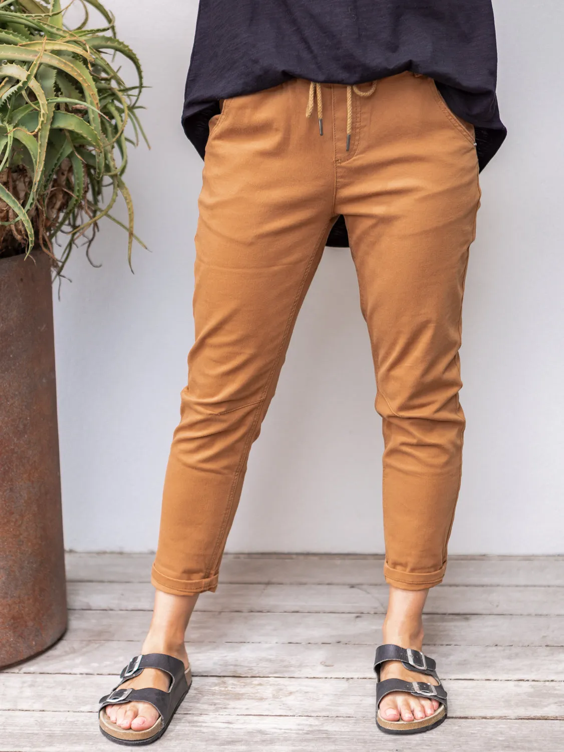 Penny Relax Pant - Caramel